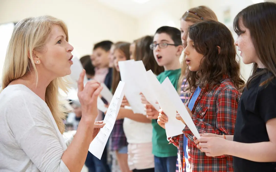 Voice Training for Teachers: How to Communicate Clearly Without Losing Your Voice